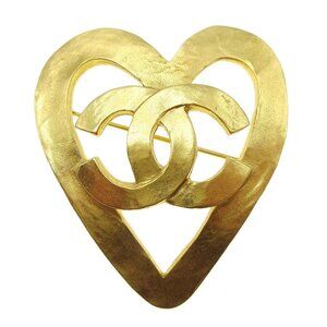 Chanel Heart Brooch 95P Gold 68017